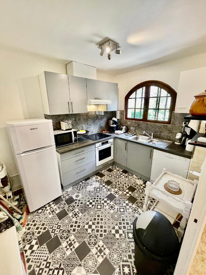 Maison En Provence Avec Piscine Le Beausset Bagian luar foto